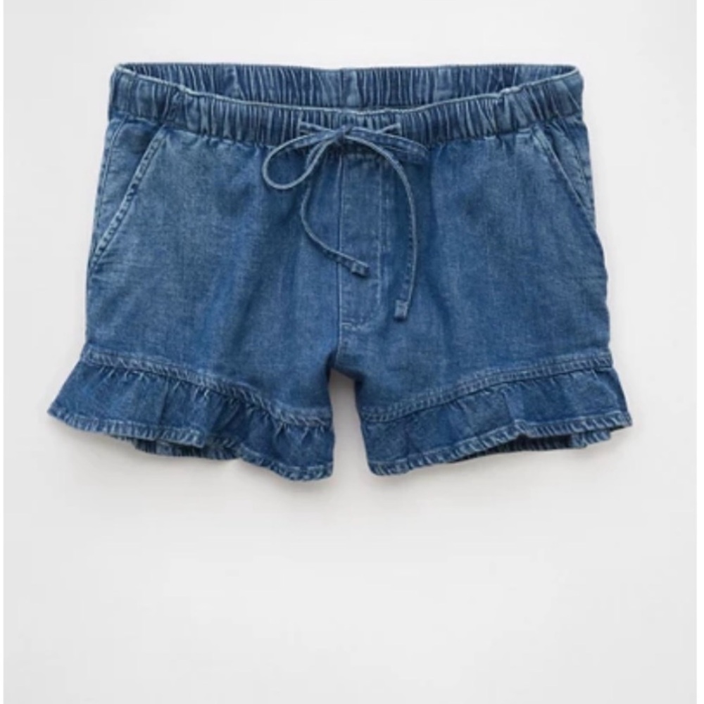 American Eagle Outfitters Light Blue Ruffle Hem Denim Shorts size L